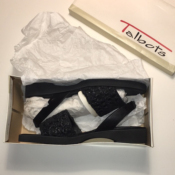 Talbots Black Sandals (NIB) - Picture 16 of 16
